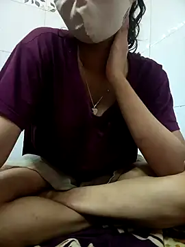 Snapshot of Alina_398 chatting on 12-21-24, 07:38 Alina 398 online show from 12-21-24, 07:38