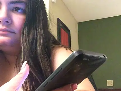 Snapshot of littlemissbabycakes chatting on 03-19-26, 06:39 littlemissbabycakes online show from 03-19-26, 06:39