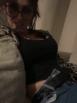 Snapshot of vera_jim chatting on 10-21-25, 09:59 vera jim online show from 10-21-25, 09:59