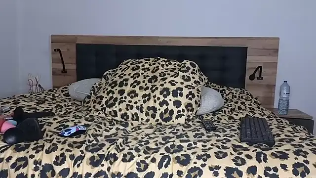 Snapshot of vera_jim chatting on 11-14-25, 07:07 vera jim online show from 11-14-25, 07:07