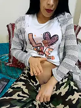 Snapshot of Linda-53 chatting on 01-13-25, 11:49 Linda-53 online show from 01-13-25, 11:49