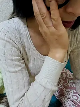 Snapshot of Linda-53 chatting on 01-24-25, 09:26 Linda-53 online show from 01-24-25, 09:26