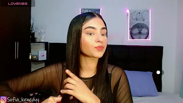 Snapshot of Sofia_kenedyy chatting on 01-22-25, 09:10 Sofia kenedyy online show from 01-22-25, 09:10