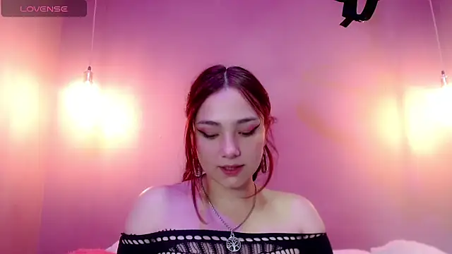 Snapshot of cami_fire chatting on 01-02-25, 07:40 cami fire online show from 01-02-25, 07:40