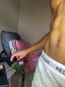 Snapshot of fathomless chatting on 12-13-24, 10:08 fathomless online show from 12-13-24, 10:08