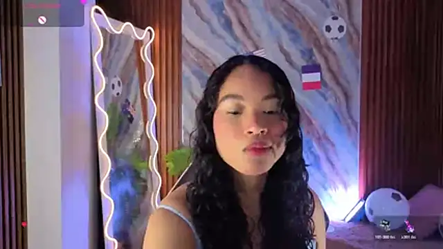 Snapshot of penelope_tay1 chatting on 06-19-26, 03:44 penelope tay1 online show from 06-19-26, 03:44