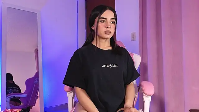 Emily-14 online show from 03-04-25, 05:11