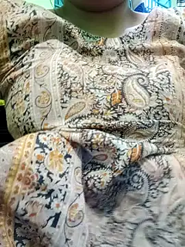 Snapshot of Fuck_Girl_Nuri chatting on 12-13-24, 05:16 Fuck Girl Nuri online show from 12-13-24, 05:16