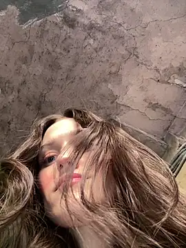 Mia Mia M online show from 03-27-26, 02:17