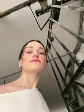 Snapshot of Mia_Mia_M chatting on 08-05-26, 04:10 Mia Mia M online show from 08-05-26, 04:10