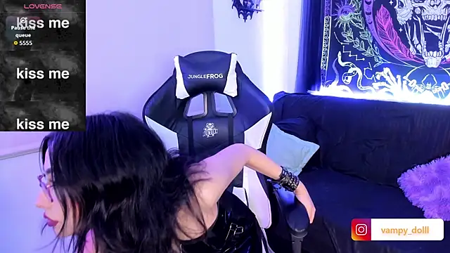 vampy dolll online show from 09-28-25, 07:14