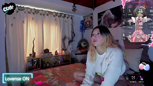 Snapshot of cuteweed420 chatting on 10-28-25, 08:44 cuteweed420 online show from 10-28-25, 08:44