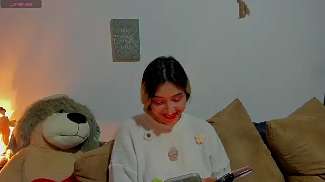 Snapshot of cuteweed420 chatting on 08-03-26, 10:57 cuteweed420 online show from 08-03-26, 10:57