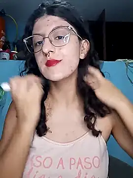 Snapshot of LoveElectra chatting on 12-26-24, 09:37 LoveElectra online show from 12-26-24, 09:37