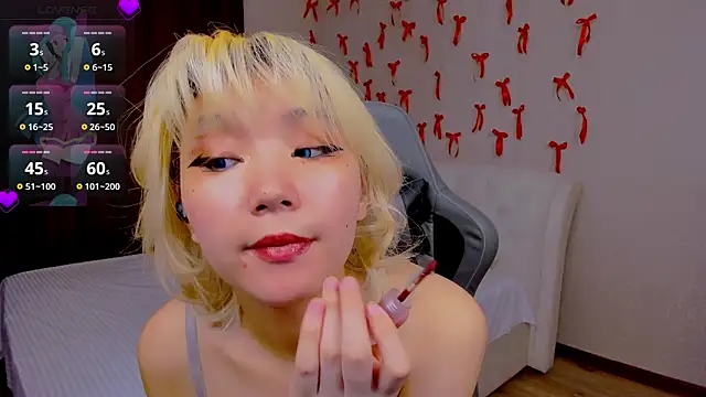 Milla Aheo online show from 02-11-26, 01:05