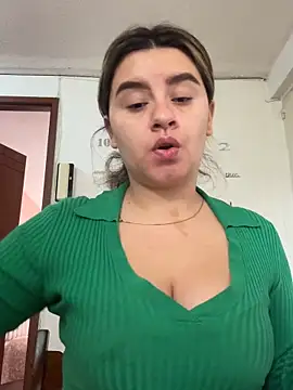SaraBraun  online show from 05-05-26, 02:47