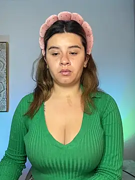SaraBraun  online show from 07-12-26, 03:14