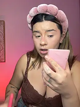 SaraBraun  online show from 07-13-26, 03:59