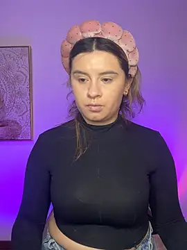 SaraBraun  online show from 07-18-26, 07:39