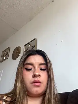 SaraBraun  online show from 07-28-26, 06:20