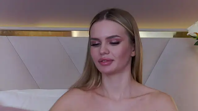 KristinaMaers online show from 02-20-25, 12:08