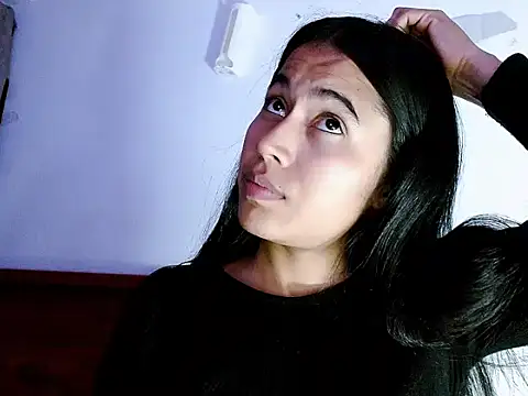 Snapshot of brihanna_lena chatting on 03-07-26, 06:21 brihanna lena online show from 03-07-26, 06:21