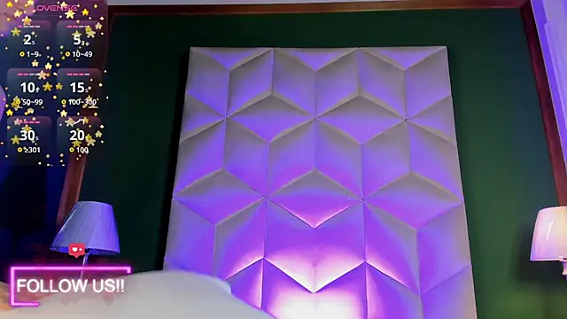 Snapshot of sett_and_gwen chatting on 11-05-25, 04:01 sett and gwen online show from 11-05-25, 04:01