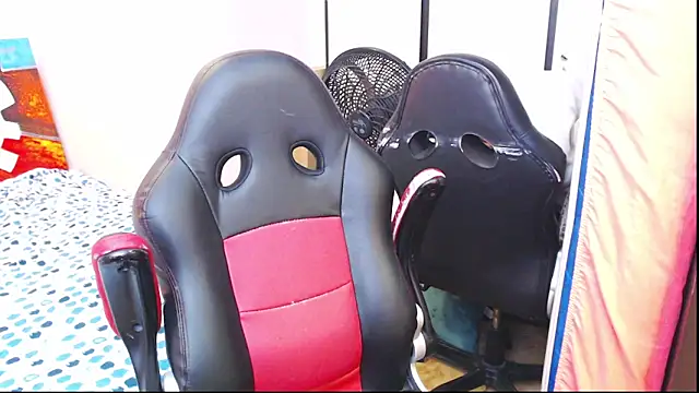 Snapshot of mr_stiven_ chatting on 01-24-25, 09:06 mr stiven  online show from 01-24-25, 09:06