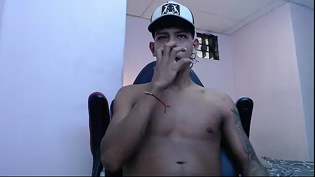 Snapshot of mr_stiven_ chatting on 01-29-25, 07:57 mr stiven  online show from 01-29-25, 07:57