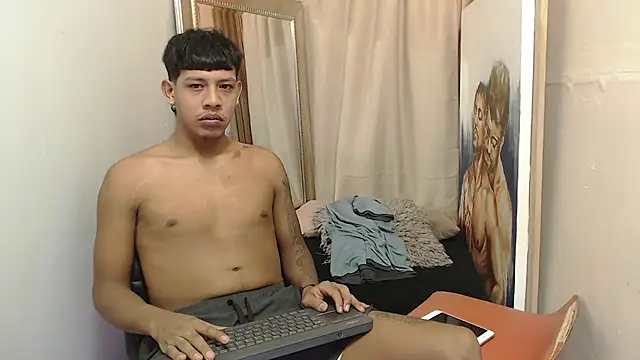 Snapshot of mr_stiven_ chatting on 11-15-25, 03:15 mr stiven online show from 11-15-25, 03:15