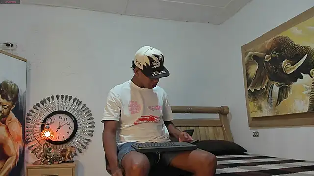 mr stiven  online show from 04-30-26, 03:24