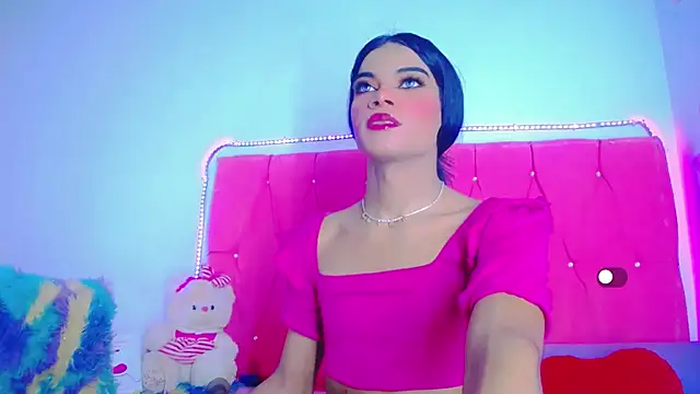 Snapshot of Theylor_Rouse chatting on 02-11-25, 08:48 Theylor Rouse online show from 02-11-25, 08:48