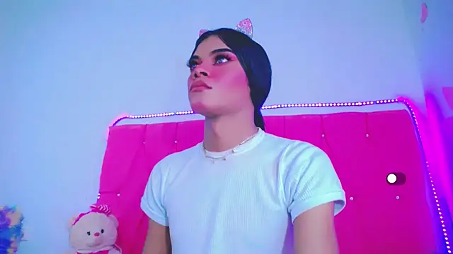 Snapshot of Theylor_Rouse chatting on 03-02-25, 05:33 Theylor Rouse online show from 03-02-25, 05:33