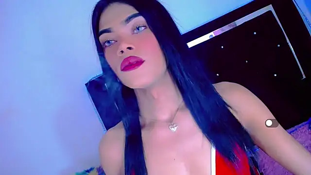 Snapshot of Theylor_Rouse chatting on 11-20-25, 08:03 Theylor Rouse online show from 11-20-25, 08:03