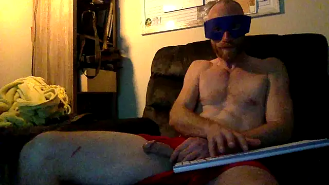 Twowellshapedheads online show from 12-17-24, 07:29