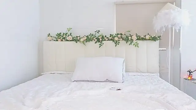 Akina starr online show from 09-21-25, 02:57