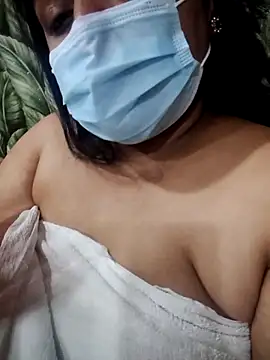 Snapshot of Oeshi chatting on 03-04-26, 07:53 Oeshi online show from 03-04-26, 07:53