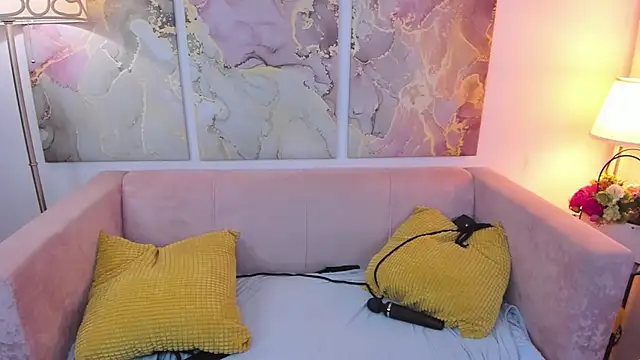 Snapshot of RachelPirce chatting on 01-16-25, 11:04 RachelPirce online show from 01-16-25, 11:04