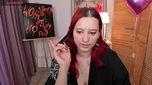 Snapshot of RachelPirce chatting on 03-08-25, 02:40 RachelPirce online show from 03-08-25, 02:40