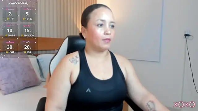 Snapshot of linda_rios_ chatting on 06-04-26, 08:37 linda rios online show from 06-04-26, 08:37