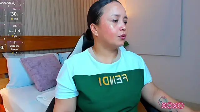 Snapshot of linda_rios_ chatting on 06-16-26, 08:33 linda rios online show from 06-16-26, 08:33