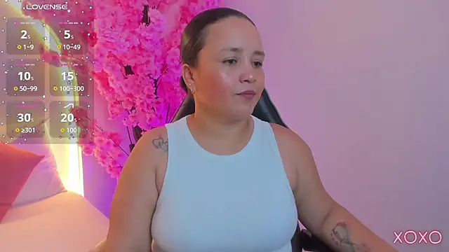 Snapshot of linda_rios_ chatting on 07-20-26, 08:22 linda rios online show from 07-20-26, 08:22