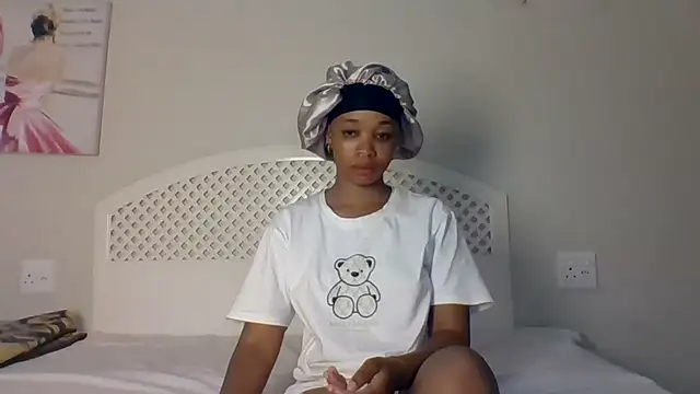 Snapshot of NishA-022 chatting on 01-14-25, 07:11 NishA-022 online show from 01-14-25, 07:11