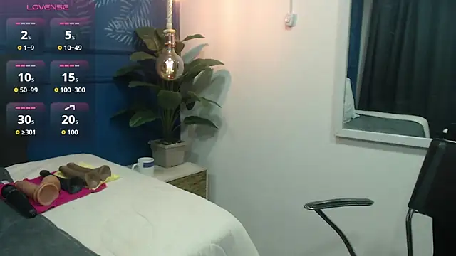 sasi luna online show from 09-25-25, 02:10