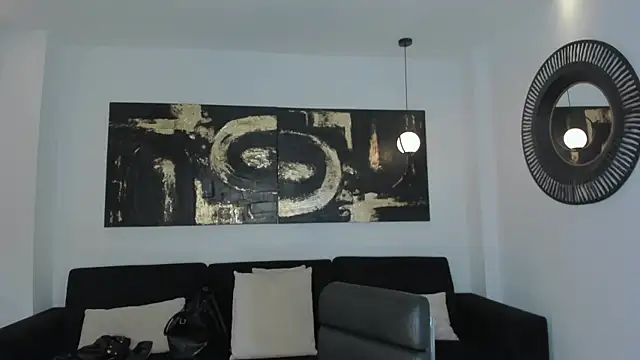 Snapshot of MiaFarrell_ chatting on 02-17-25, 07:21 MiaFarrell online show from 02-17-25, 07:21