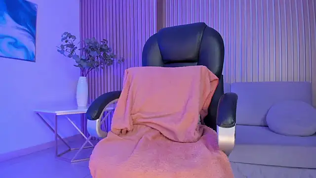 IsabelBornner online show from 02-01-25, 09:54