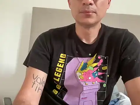 Snapshot of alex_ruiz85 chatting on 10-06-25, 09:23 alex ruiz85 online show from 10-06-25, 09:23