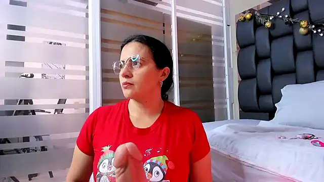 africa holmes online show from 03-29-26, 02:44