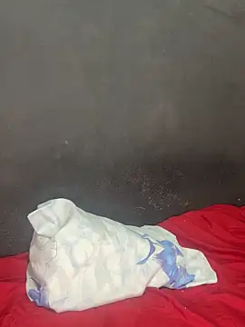 Snapshot of imsuziblack chatting on 12-01-25, 11:10 imsuziblack online show from 12-01-25, 11:10