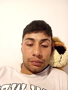 Snapshot of 1418edwar chatting on 12-29-24, 01:02 1418edwar online show from 12-29-24, 01:02